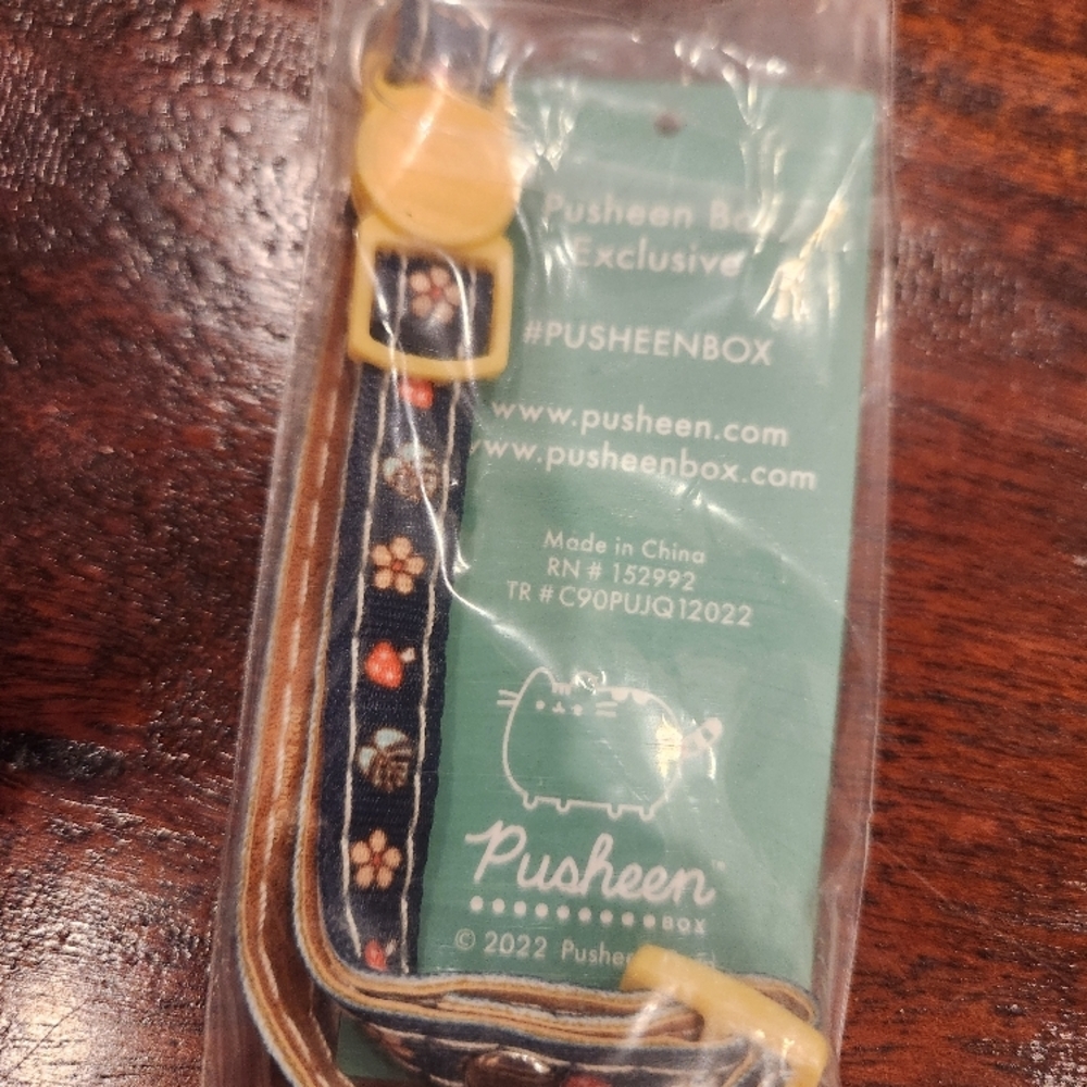 Pusheen Cat Kit Denim Collar Spring 2022
